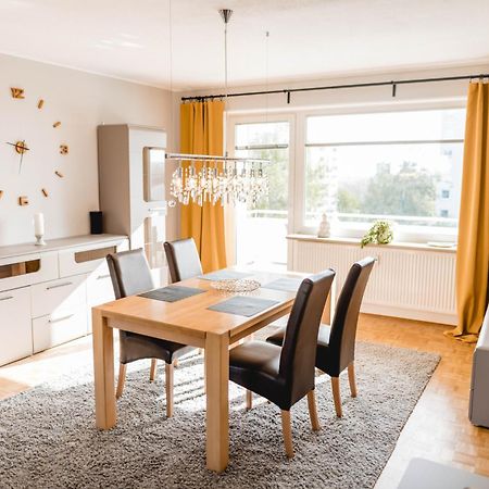 Me Homes - Grosse Moderne Designer-Wohnung Fuer Urlaub Und Business - Mit Kueche, Buero, Balkon Und 2 Parkplaetzen Bayreuth Eksteriør bilde